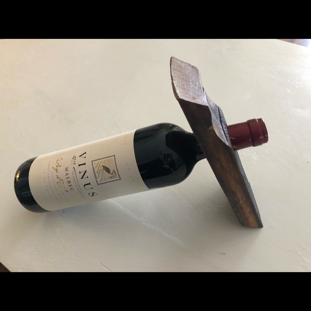 Unique single wine bottle holder from reclaimed wood - Picture 2 of 6